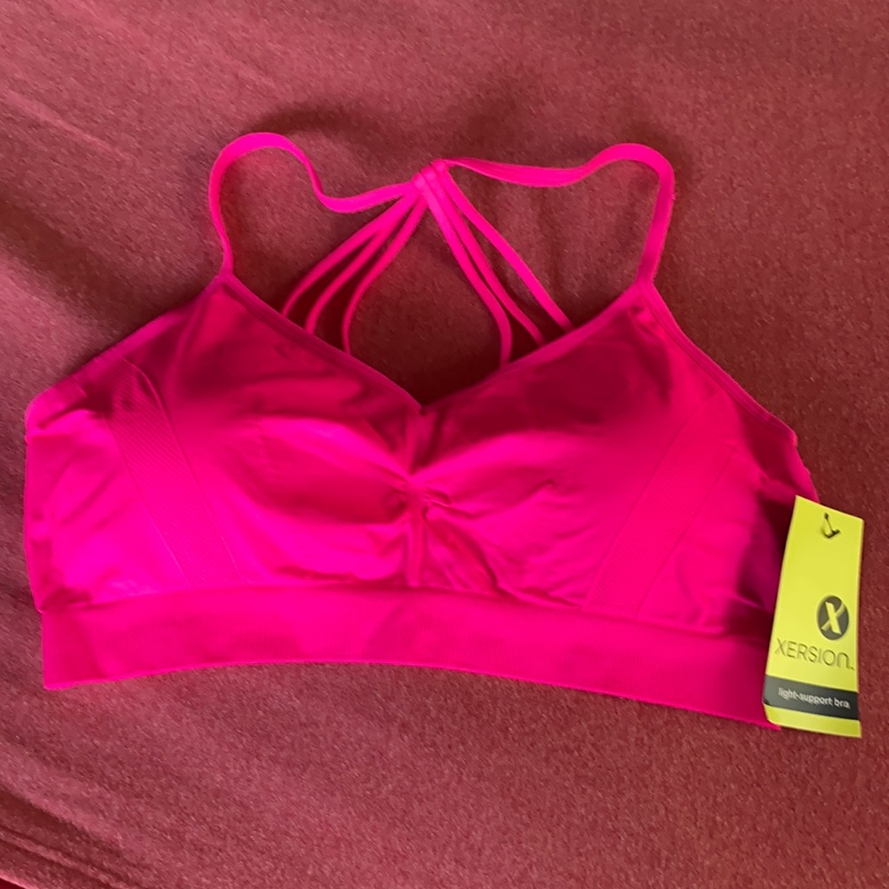 Xersion Light/Support Bra - Quick-Dri XL
